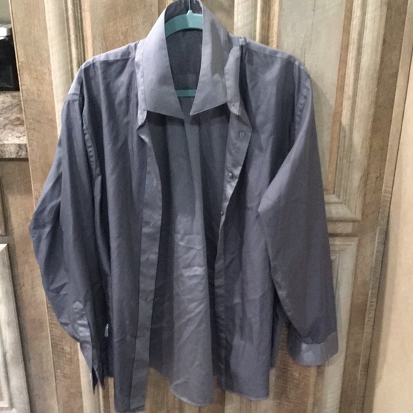 Gray Color Men’s Long Sleeve Button Down Shirt - Picture 8 of 8
